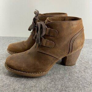 Clarks Artisan CARLETA LYON Brown Leather Lace Up Ankle Boot Boho Women’s 7.5M
